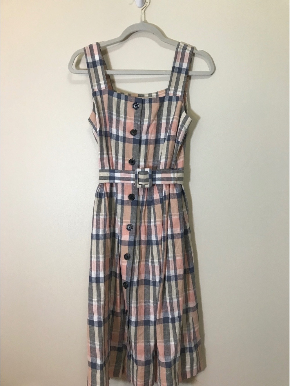 Gal Meets Glam Linen Dress